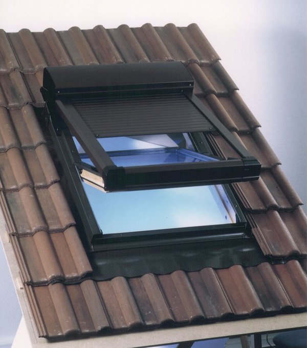 Roof window blinds ATIX SOLAR for VELUX® GGL roof window