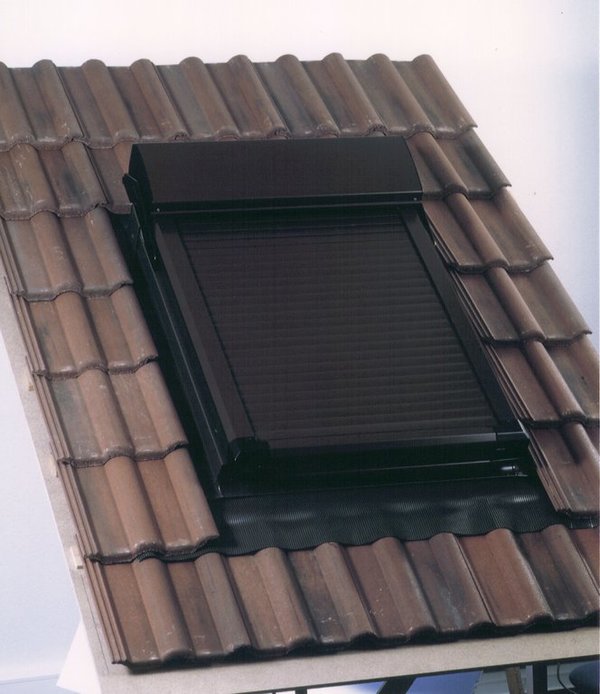 Dachfensterrollladen ATIX 230 V für VELUX® GGL Dachfenster